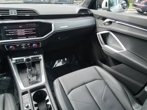 Certified 2023 Audi Q3 2.0T Premium Plus w/ Premium Plus Package image 23