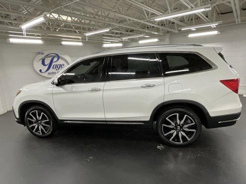 Certified 2020 Honda Pilot Touring image 2