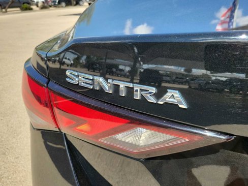 Used 2024 Nissan Sentra S image 7