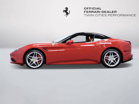 Certified 2017 Ferrari California T image 2