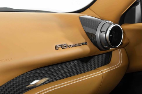 Used 2022 Ferrari F8 Tributo image 31