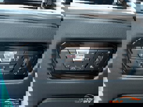 Used 2025 BMW M4 CS image 34
