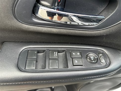 Used 2018 Honda HR-V LX image 13