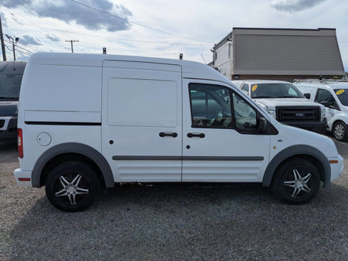 Used 2011 Ford Transit Connect XLT image 8