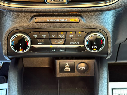 Used 2025 Ford Escape Active image 16