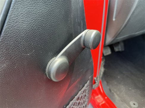 Used 2015 Jeep Wrangler Sport image 13