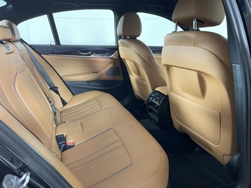 Used 2018 BMW 540i xDrive image 16