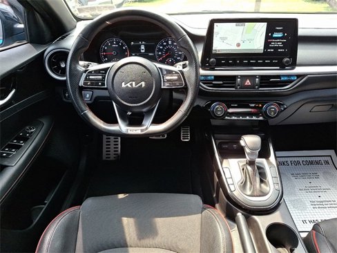 Used 2022 Kia Forte GT image 9