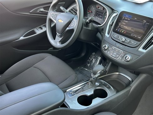 Used 2023 Chevrolet Malibu LT w/ Driver Confidence Package image 3