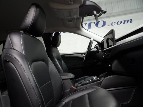 Used 2024 Ford Escape Platinum image 34
