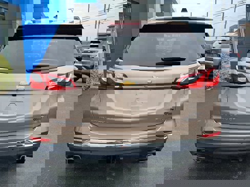 Used 2018 Chevrolet Equinox LT image 5