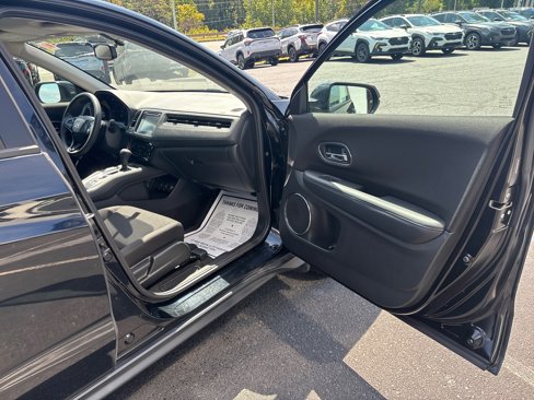 Used 2018 Honda HR-V EX image 42