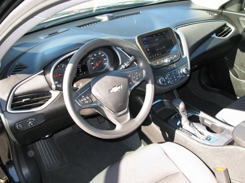 Used 2024 Chevrolet Malibu LT image 12