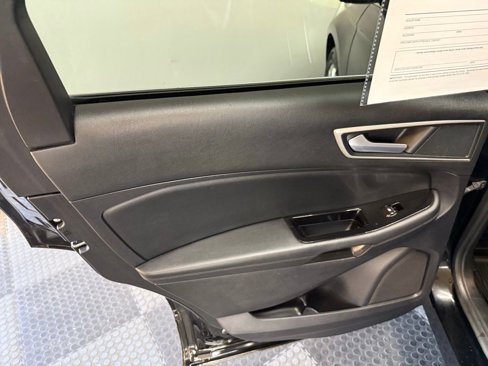 Used 2018 Ford Edge SEL w/ Equipment Group 201A image 40