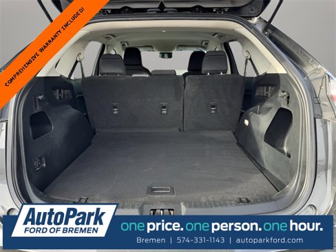 Used 2020 Ford Edge SE image 9