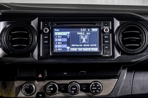 Used 2019 Toyota Tacoma SR w/ SR Convenience Package image 22