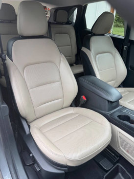 Used 2021 Ford Escape Titanium image 22