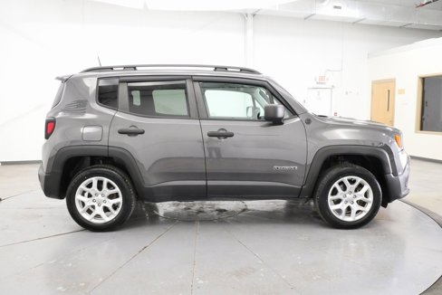 Used 2018 Jeep Renegade Sport w/ Power & Air Group image 8