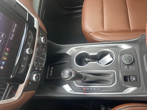 Used 2020 Chevrolet Traverse High Country image 28