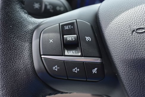 Used 2020 Ford Escape SE Sport image 21