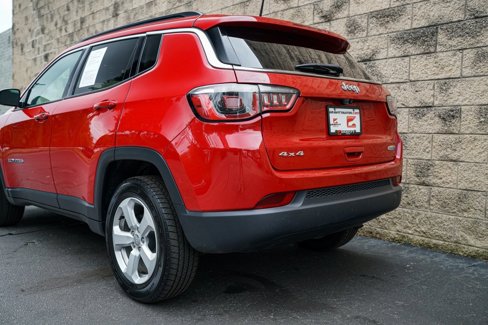 Used 2018 Jeep Compass Latitude image 11