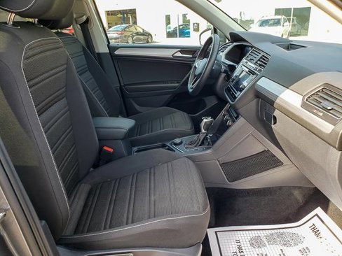 Used 2024 Volkswagen Tiguan S image 30