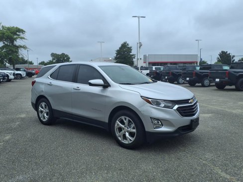 Used 2021 Chevrolet Equinox LT image 1
