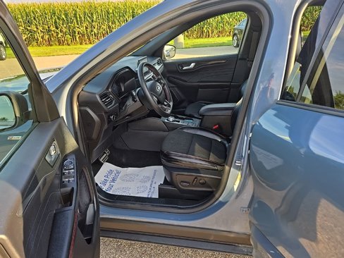 Used 2024 Ford Escape ST-Line image 34