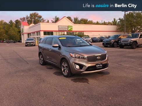 Used 2017 Kia Sorento SX image 1