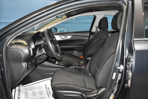 Used 2023 Kia Forte LXS image 9