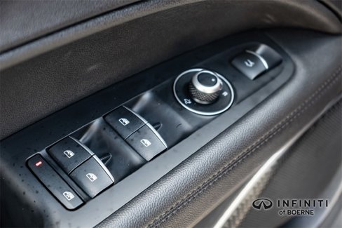 Used 2022 Alfa Romeo Stelvio Veloce image 22