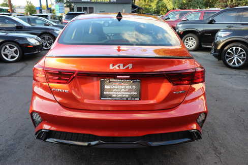 Used 2023 Kia Forte GT-Line w/ GT-Line Premium Package image 4