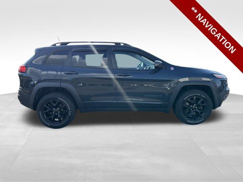 Used 2016 Jeep Cherokee Trailhawk w/ Leather Interior Group image 6
