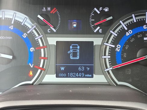 Used 2018 Toyota 4Runner SR5 image 13