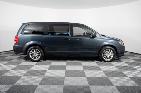 Used 2014 Dodge Grand Caravan R/T w/ Driver Convenience Group image 9
