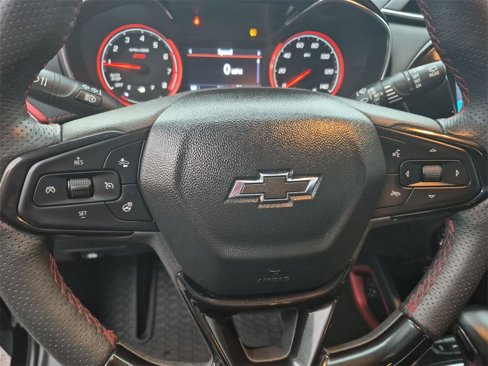 Used 2022 Chevrolet TrailBlazer RS w/ Technology Package image 29
