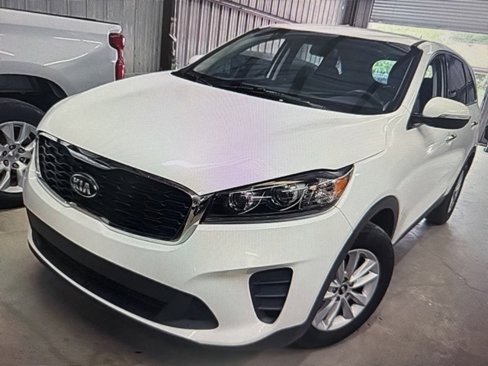Used 2020 Kia Sorento LX image 1