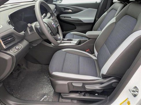New 2025 Buick Envista Preferred image 4