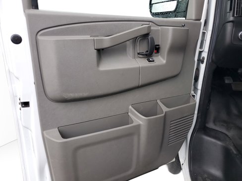 Used 2020 GMC Savana 2500 w/ Driver Convenience Package image 16