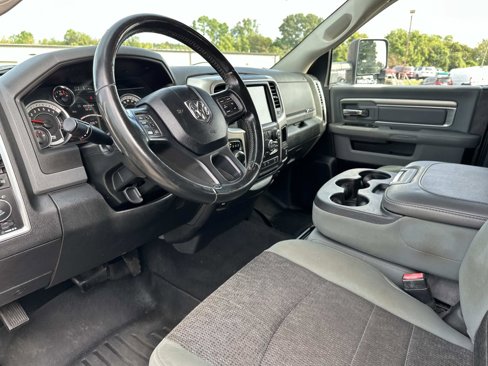 Used 2018 RAM 1500 Big Horn image 32