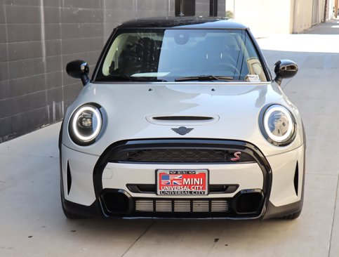 Used 2023 MINI Cooper S w/ Premium Package image 3