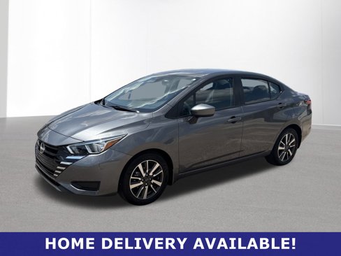 Used 2024 Nissan Versa SV w/ Trunk Package image 3