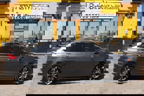 Used 2019 Ford Fusion Titanium image 4