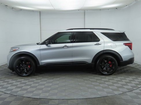 Used 2020 Ford Explorer ST w/ ST Street Pack image 8