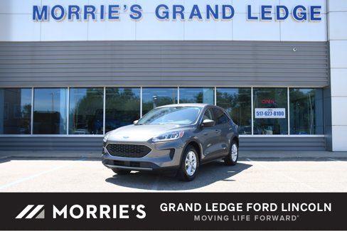 Used 2022 Ford Escape SE w/ Cold Weather Package image 1