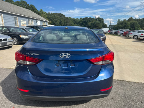 Used 2016 Hyundai Elantra SE w/ Option Group 02 image 7