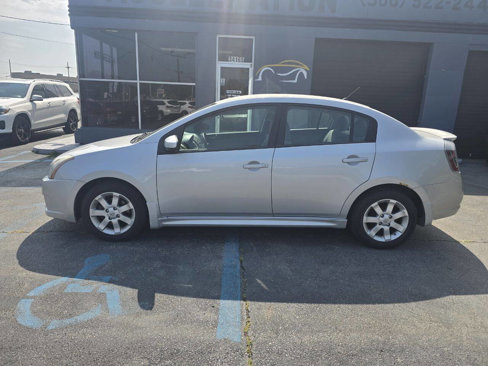 Used 2012 Nissan Sentra 2.0 SR image 2