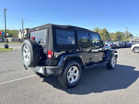 Used 2013 Jeep Wrangler Unlimited Sahara image 5