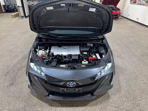 Used 2018 Toyota Prius Prime Premium image 53