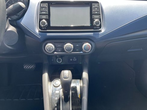 Used 2023 Nissan Versa SV image 18